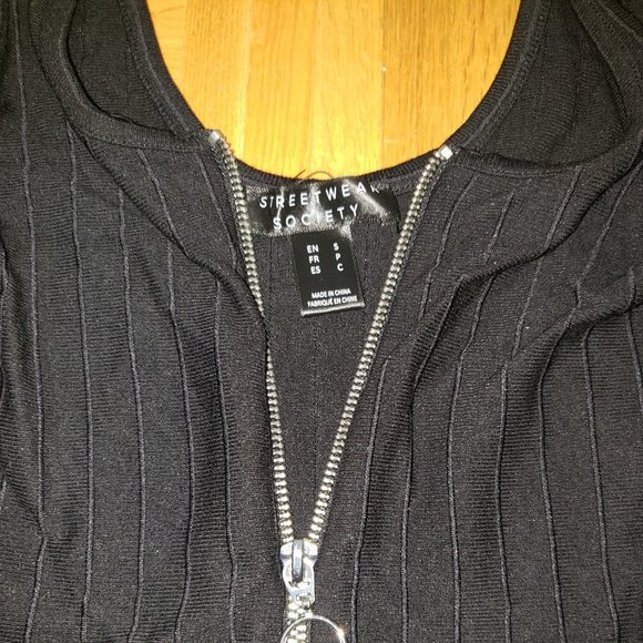 Black Tank Top with Zipper - Streetwear Society (Urban Planet) - Picture 2 of 3